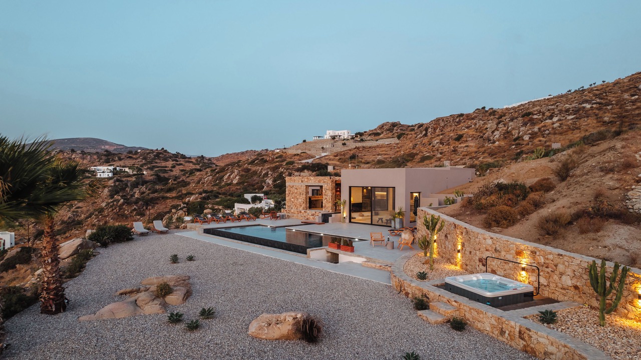 Photo of Outdoor in Maragas