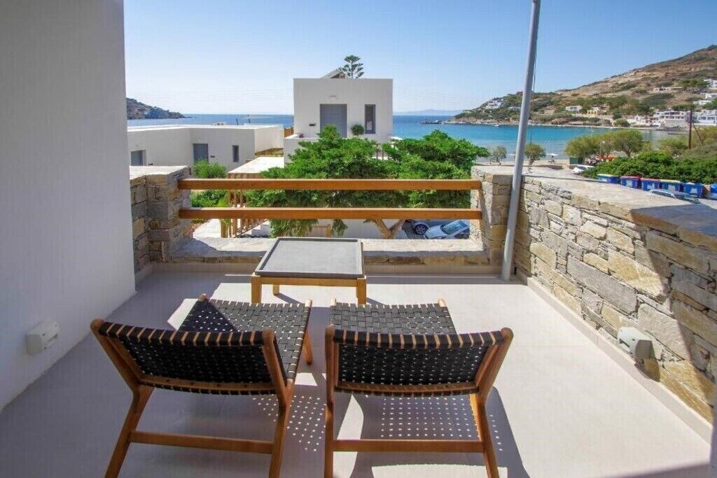 Photo of Outdoor in Kini