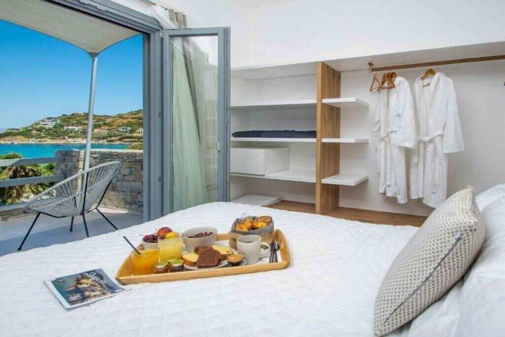 Photo of Bedroom in Kini