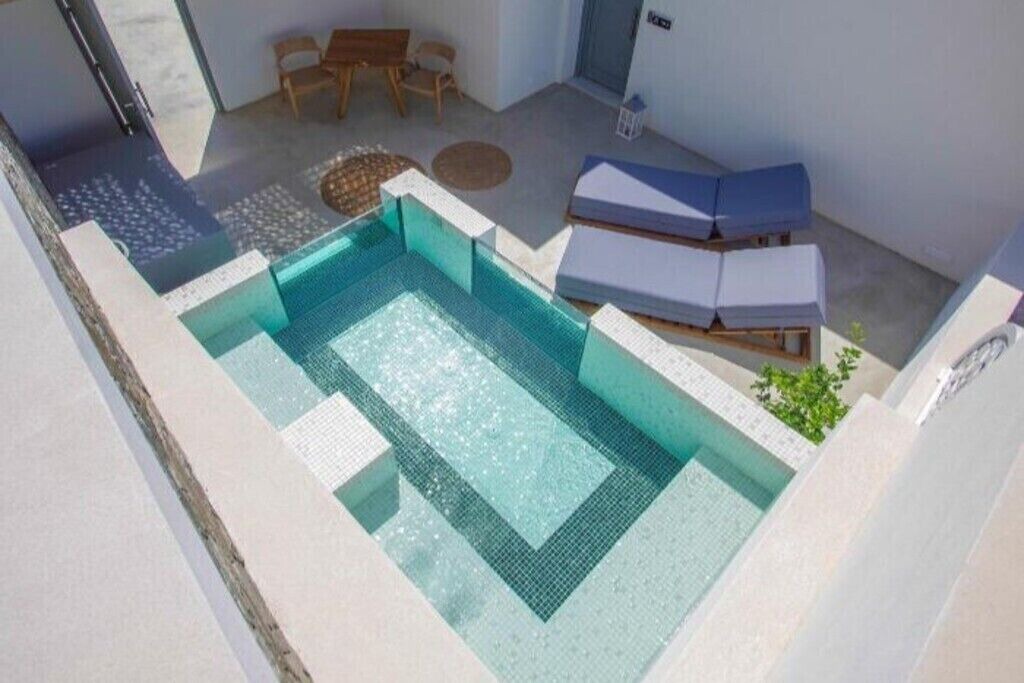 Photo of Outdoor in Kini