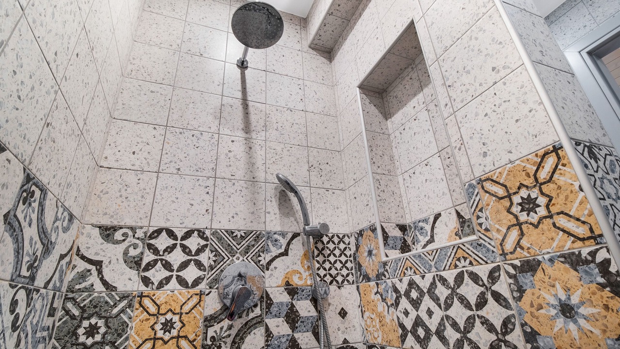 Photo of Bathroom in Yenion