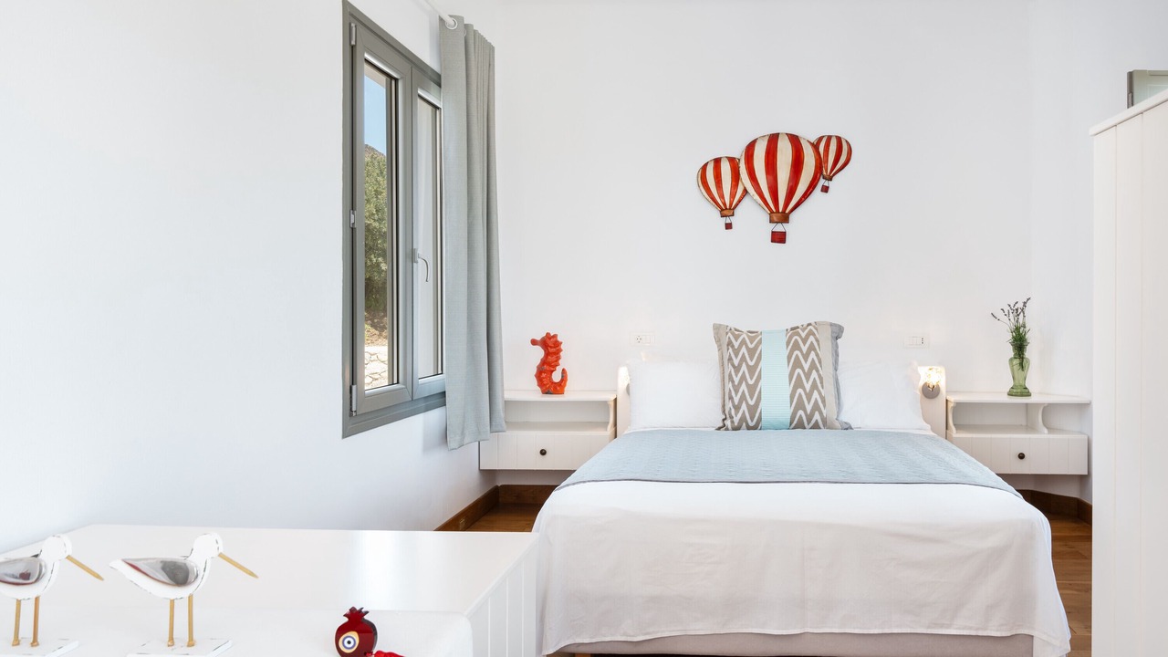 Photo of Bedroom in Milos