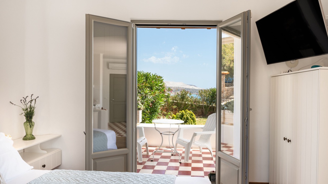 Photo of Bedroom in Milos