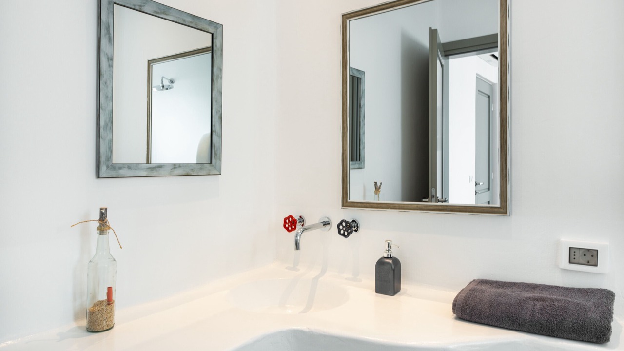 Photo of Bathroom in Milos