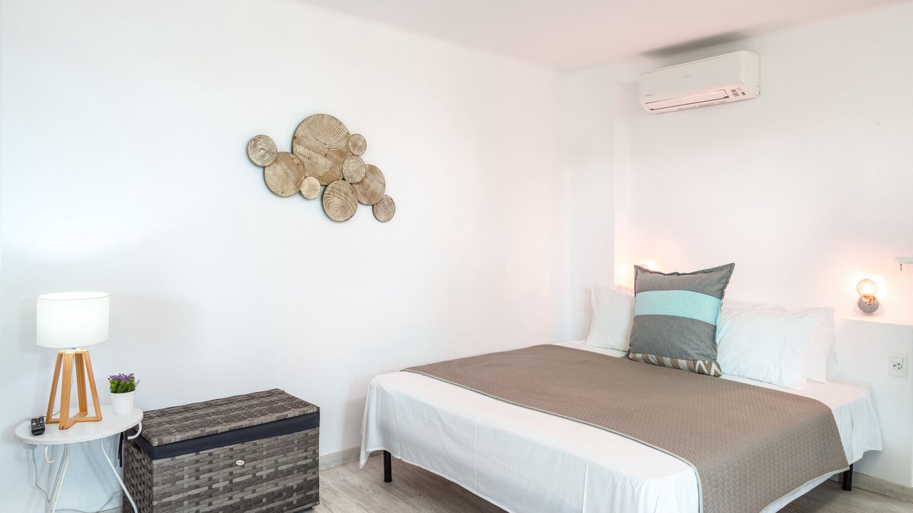 Photo of Bedroom in Milos