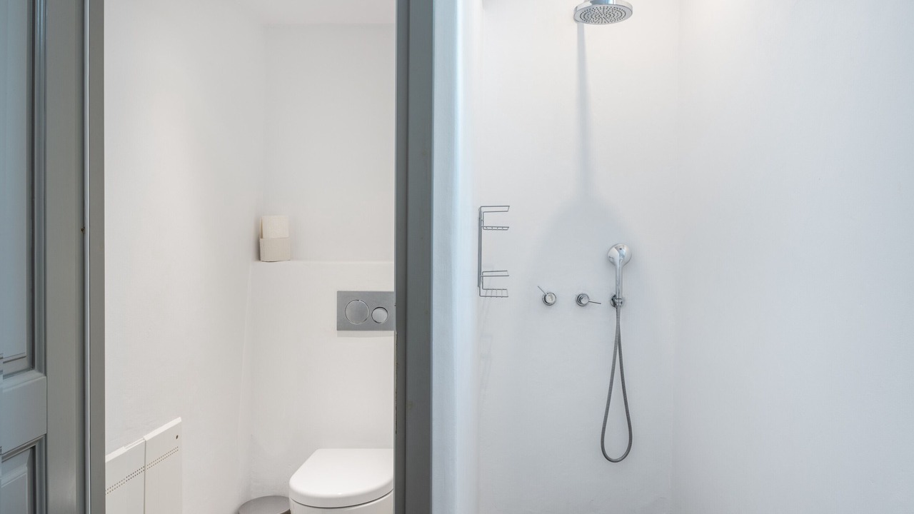 Photo of Bathroom in Milos
