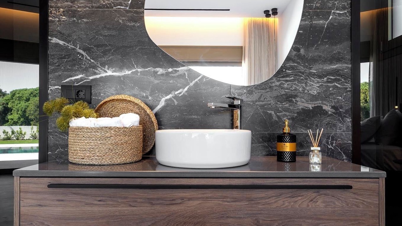Photo of Bathroom in Asgourou