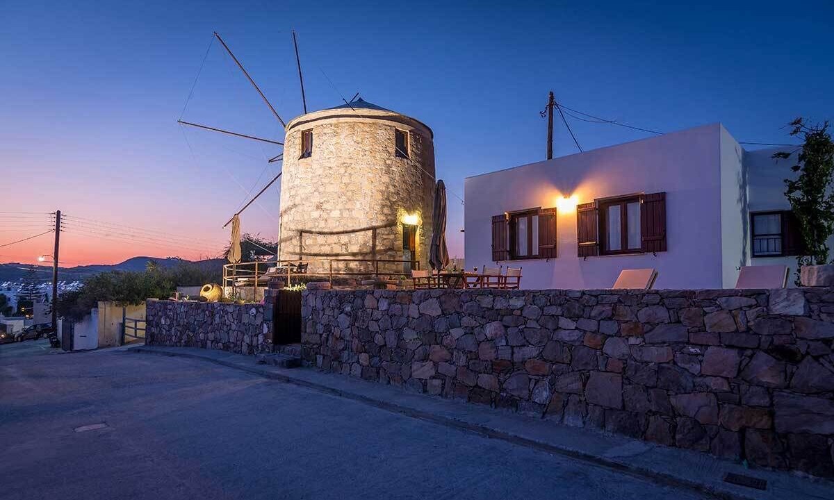 Photo of Outdoor in Adamas