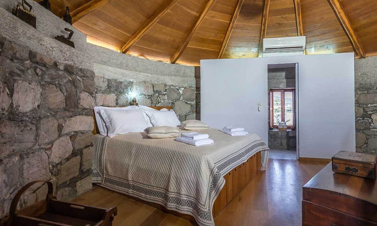 Photo of Bedroom in Adamas