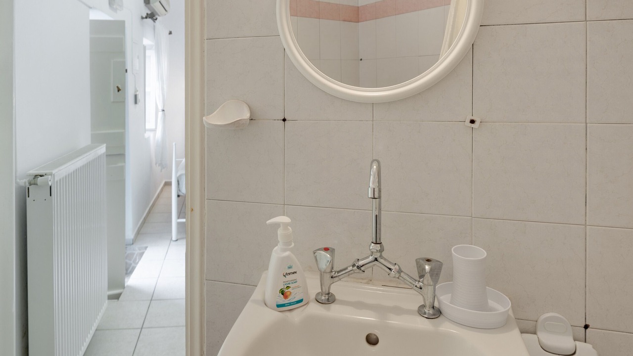 Photo of Bathroom in Amorgos Town