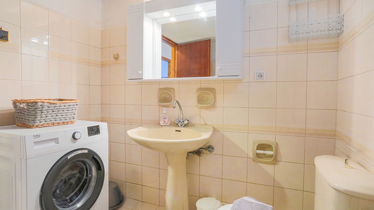 Photo of Bathroom in Gaios
