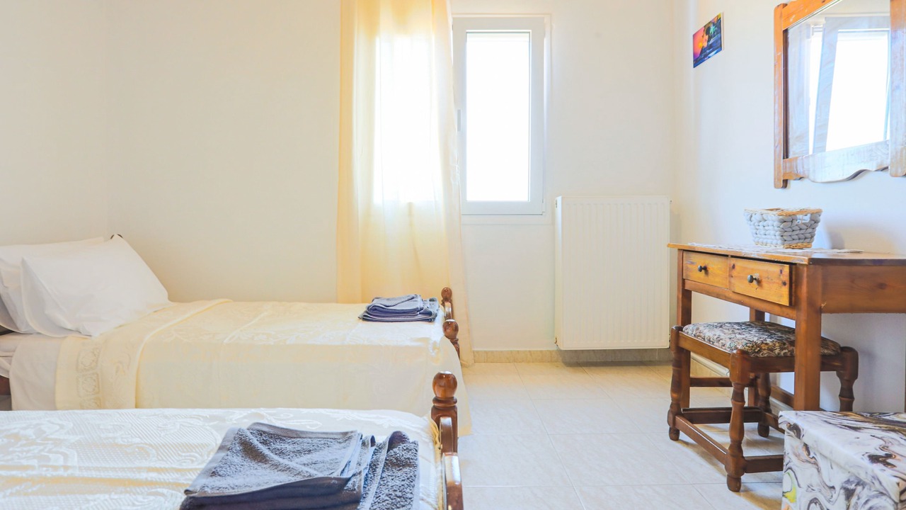 Photo of Others in Gaios