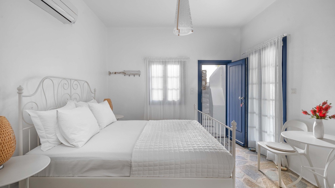Photo of Bedroom in Serifos