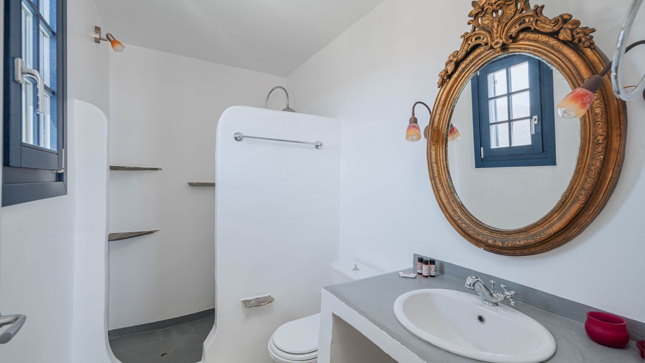 Photo of Bathroom in Serifos