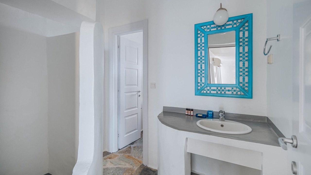 Photo of Bathroom in Serifos