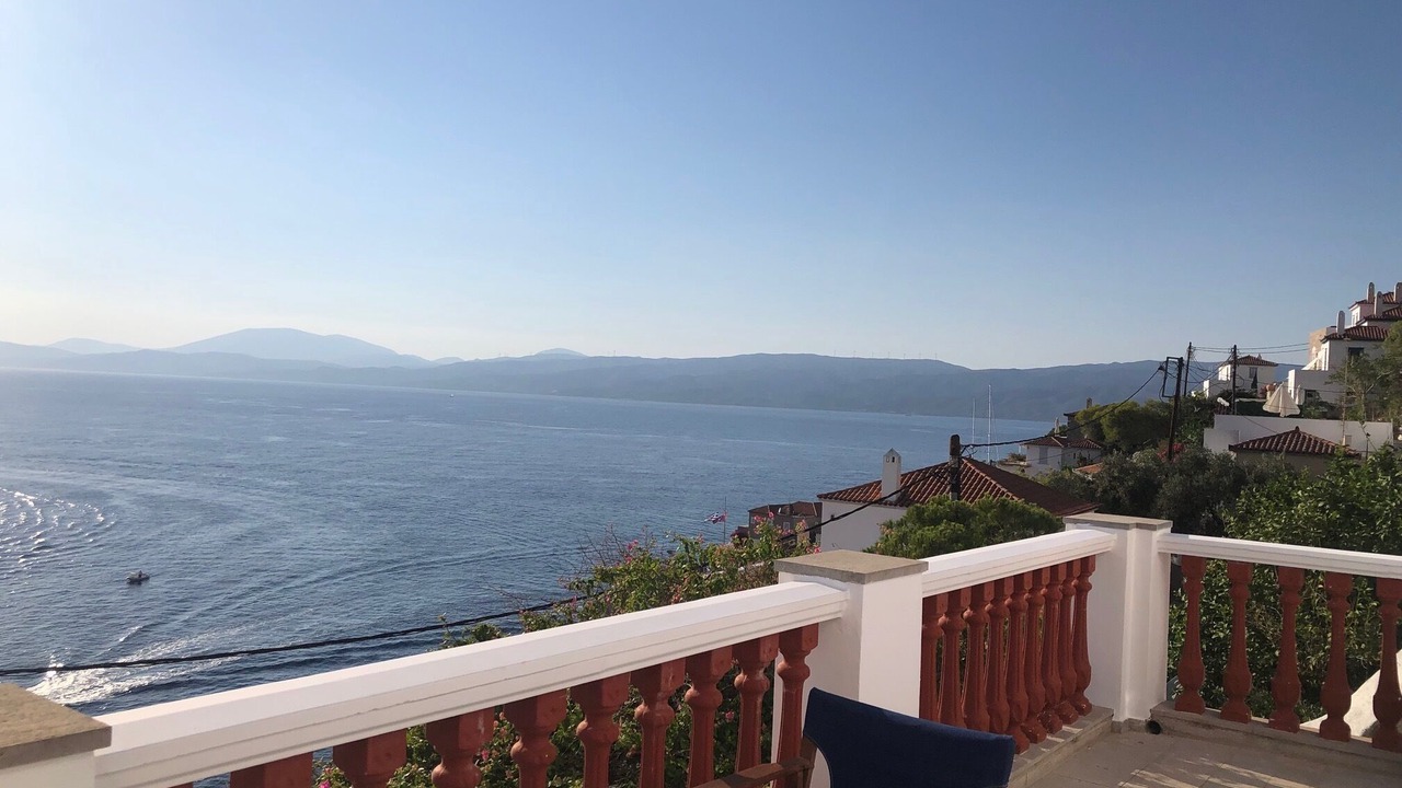Photo of Others in Hydra