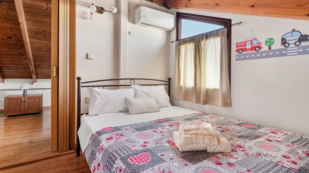 Photo of Bedroom in Aigaleo
