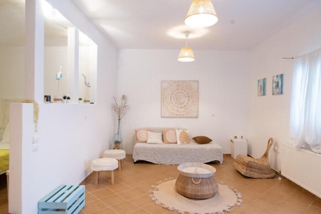Photo of Livingroom in Ano Mera