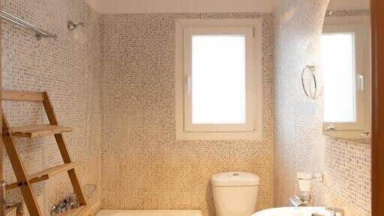 Photo of Bathroom in Ano Mera