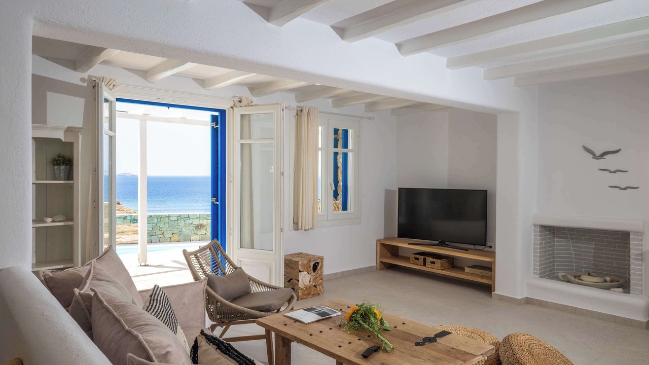 Photo of Livingroom in Agios Stefanos