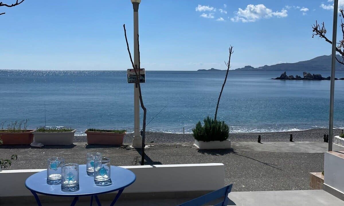 Photo of Patio Balcony in Haraki