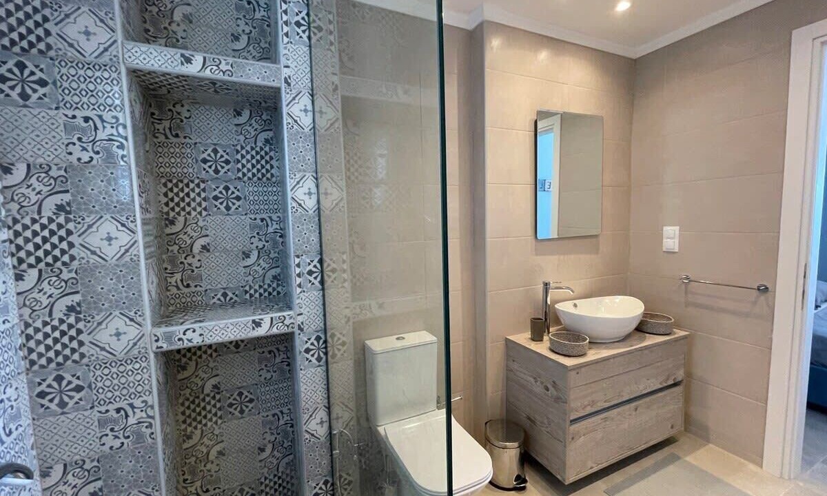 Photo of Bathroom in Haraki