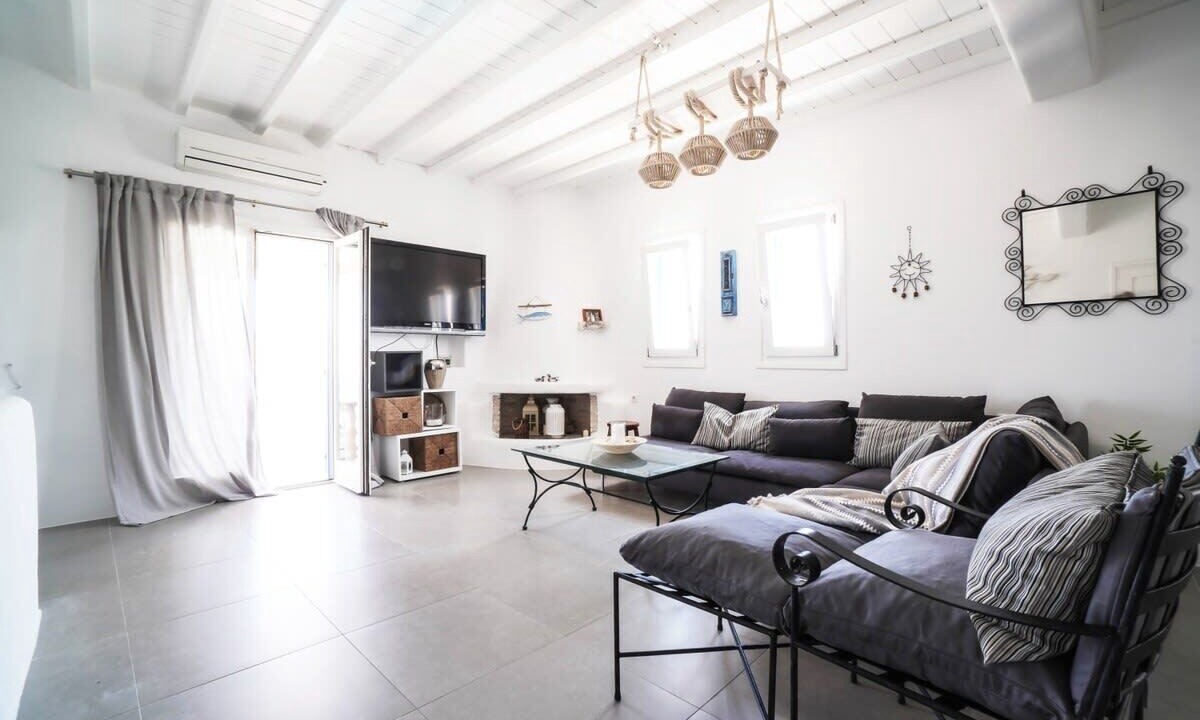 Photo of Livingroom in Panormos