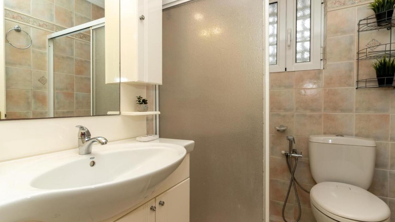 Photo of Bathroom in Kypseli