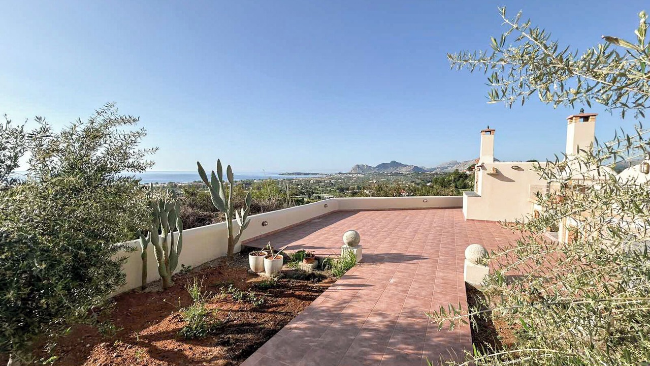 Photo of Patio Balcony in Afandou