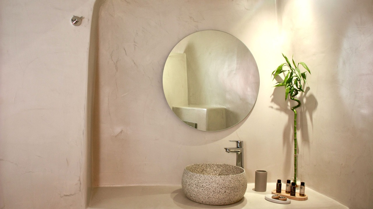 Photo of Bathroom in Fira