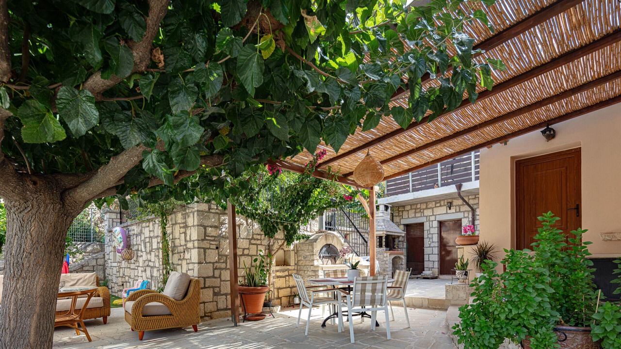 Photo of Outdoor in Mylopotamos