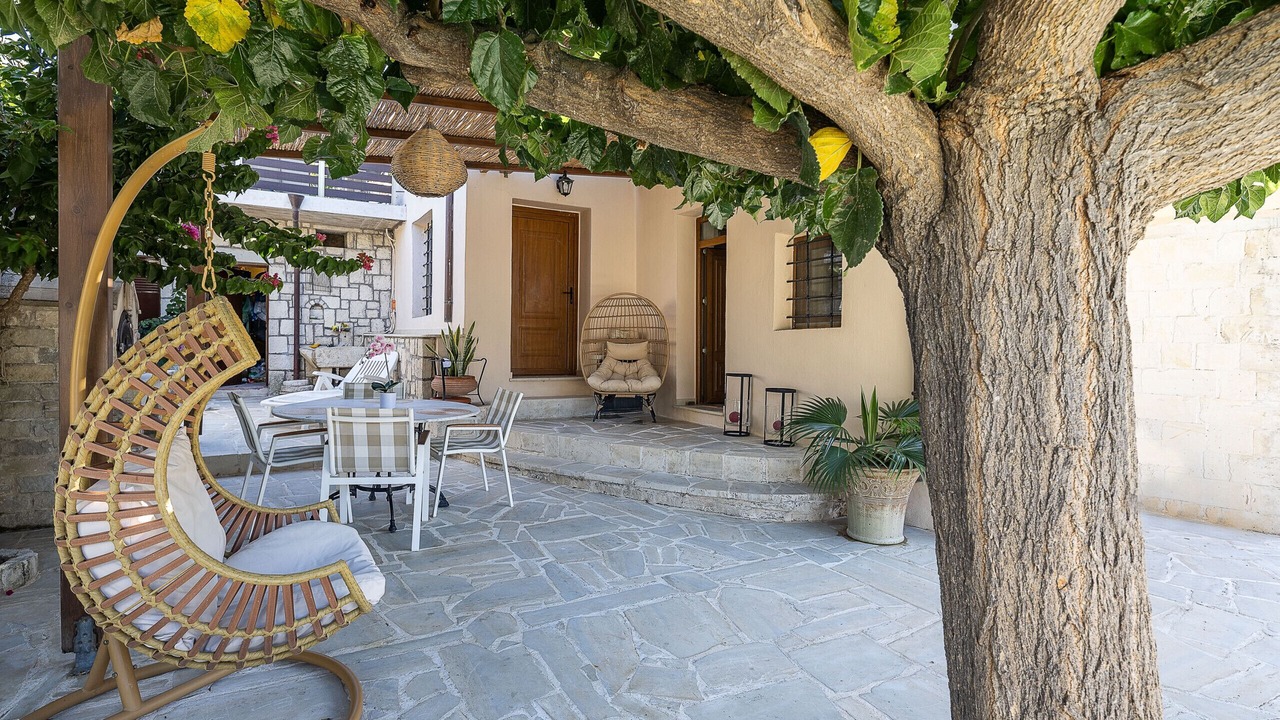 Photo of Outdoor in Mylopotamos