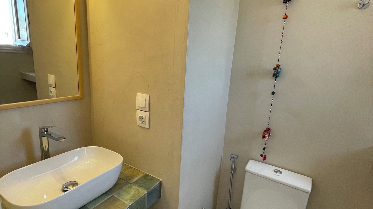 Photo of Bathroom in Ios Town