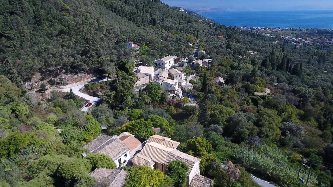 Photo of Outdoor in Petaleia