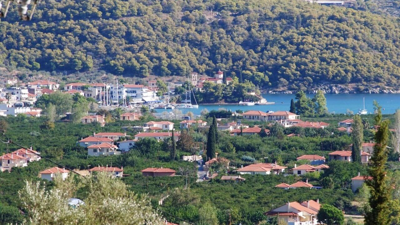 Photo of Outdoor in Melissopetra