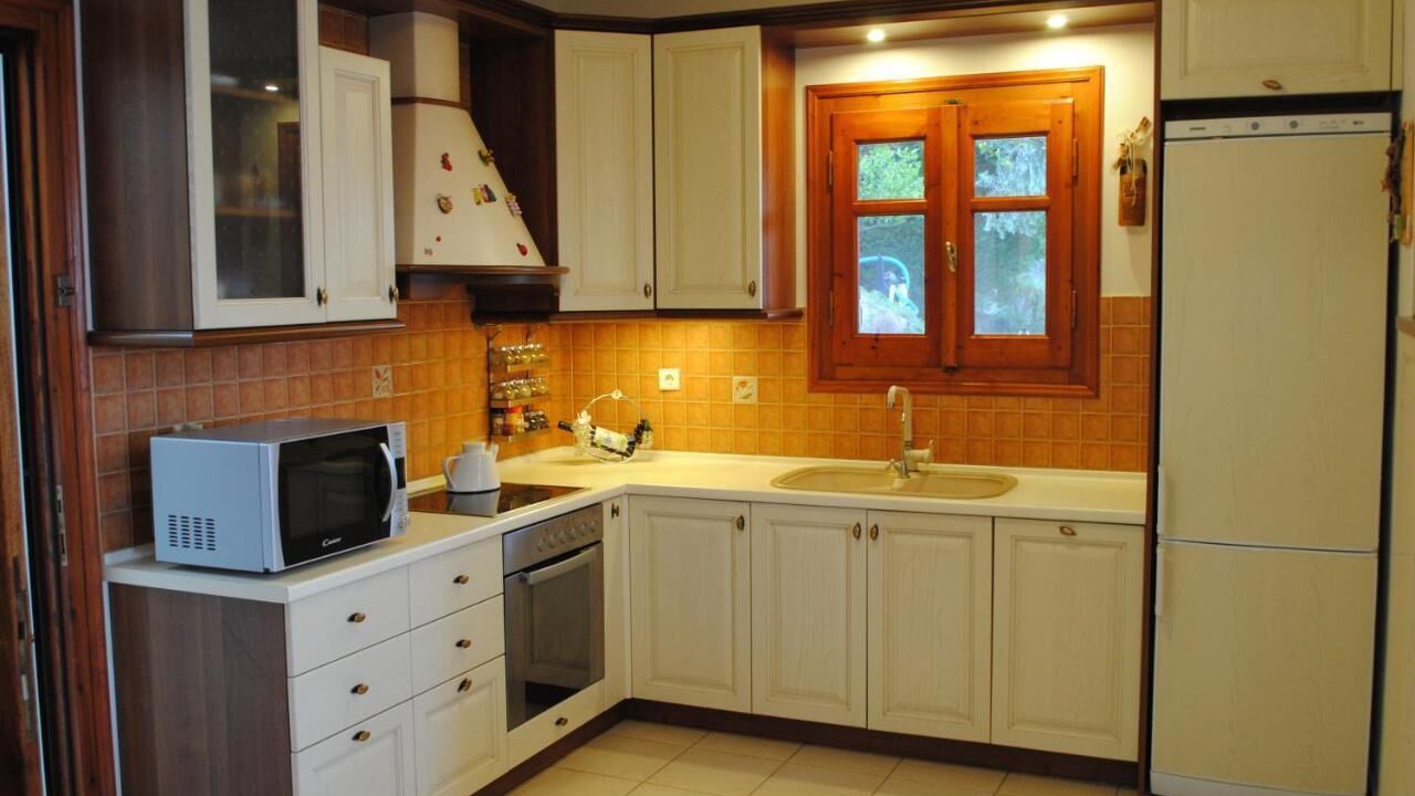 Photo of Kitchen in Melissopetra