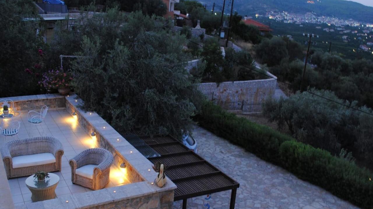Photo of Outdoor in Melissopetra