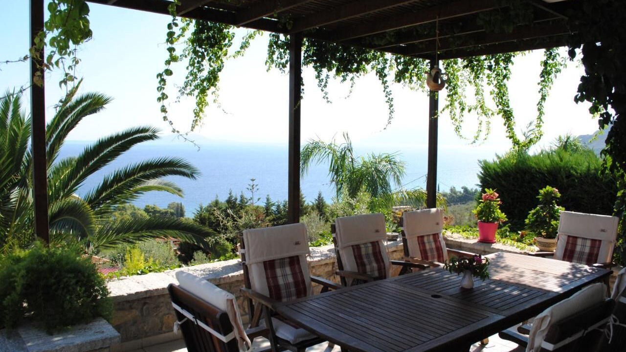 Photo of Outdoor in Melissopetra