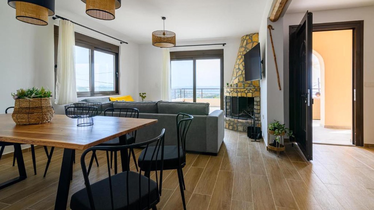 Photo of Livingroom in Monolithos