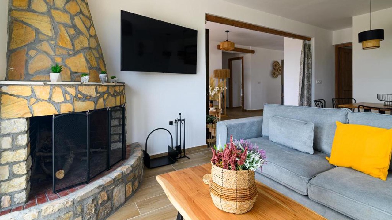 Photo of Livingroom in Monolithos