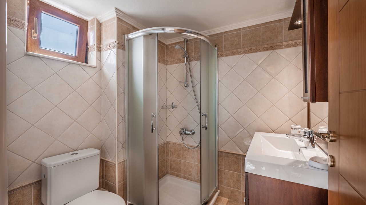 Photo of Bathroom in Margarites