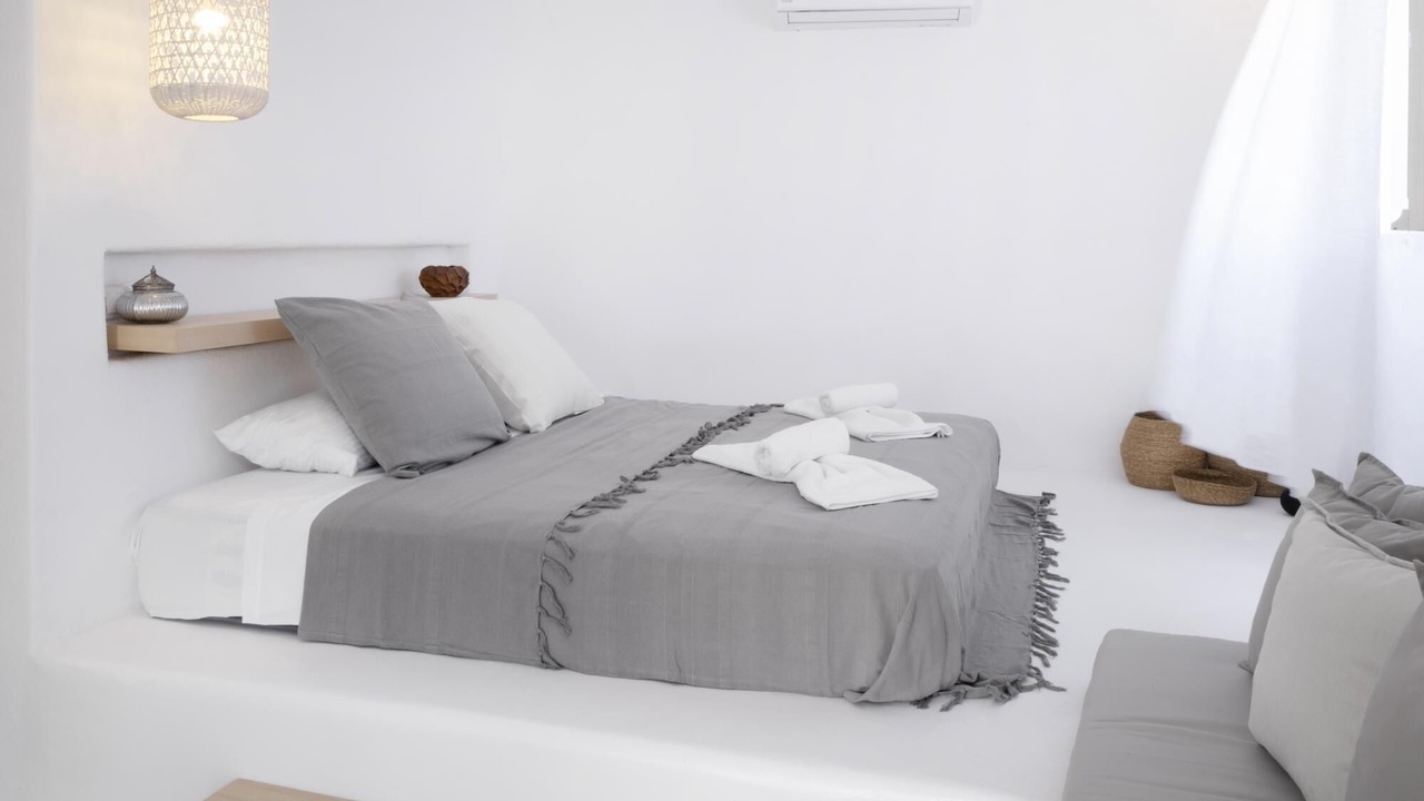 Photo of Bedroom in Platis Gialos