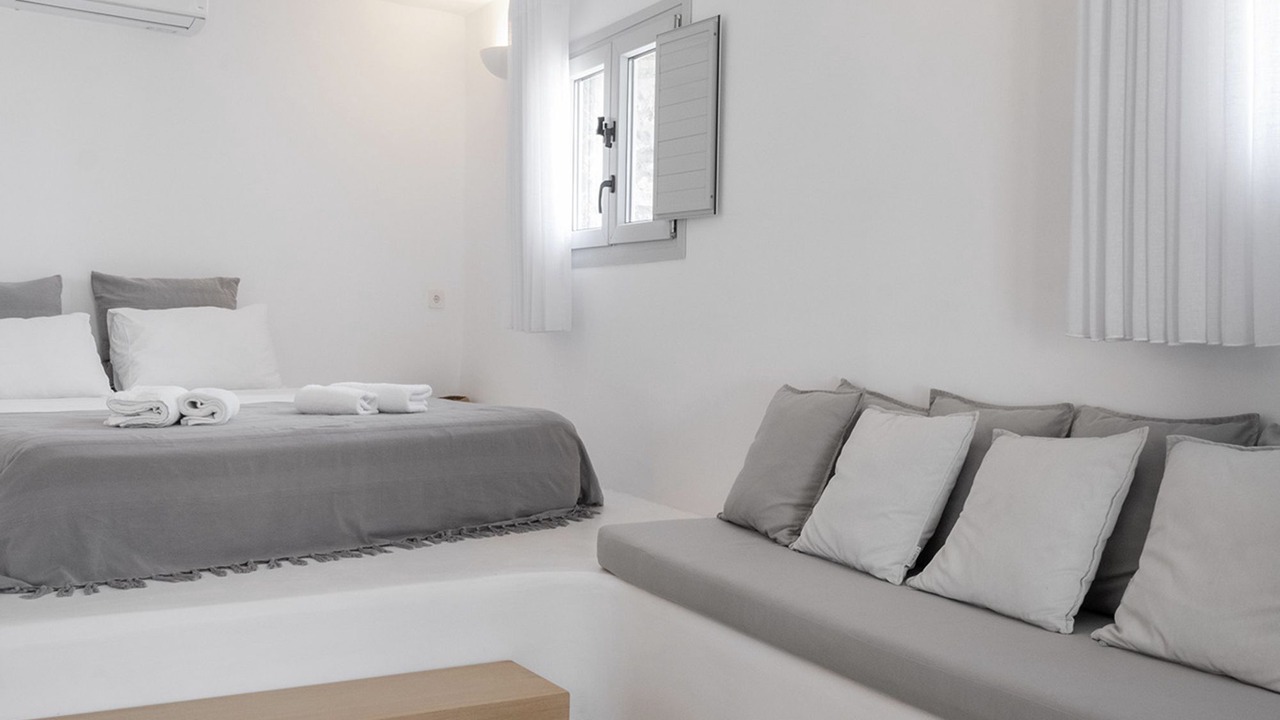 Photo of Bedroom in Platis Gialos