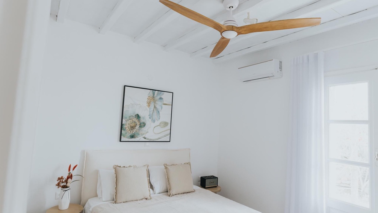 Photo of Bedroom in Platis Gialos