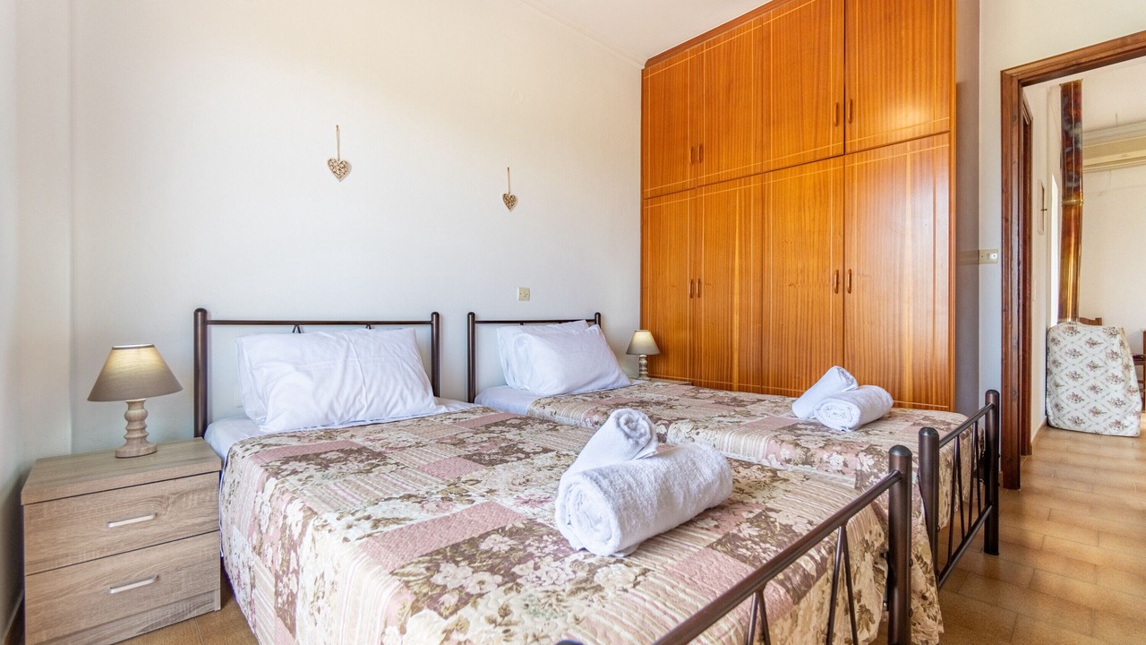 Photo of Bedroom in Almiros Beach
