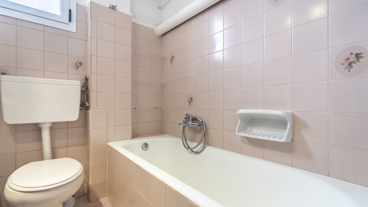 Photo of Bathroom in Almiros Beach