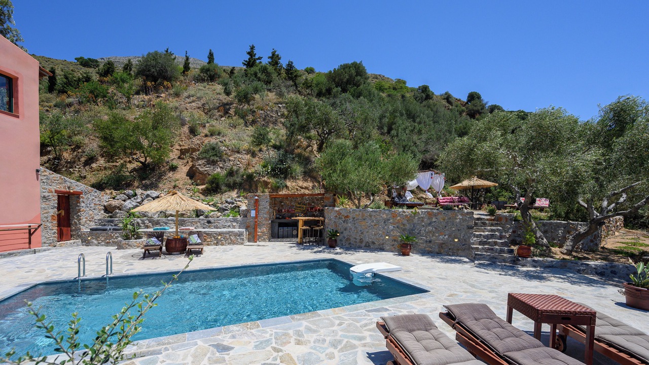Photo of Outdoor in Mariou