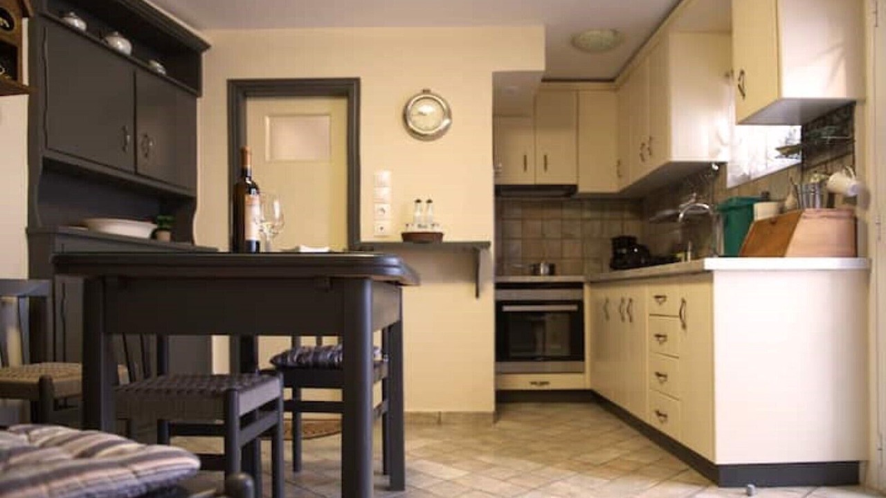 Photo of Kitchen in Volos City Centre