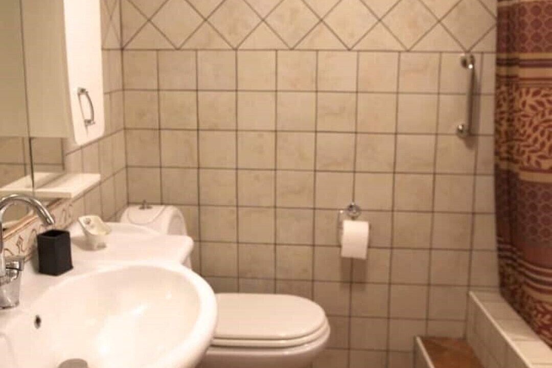 Photo of Bathroom in Volos City Centre