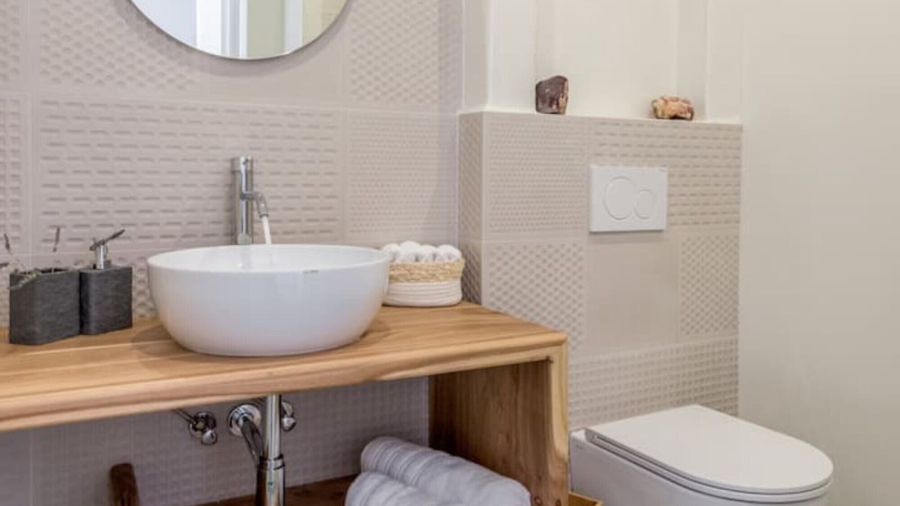 Photo of Bathroom in Apollonia